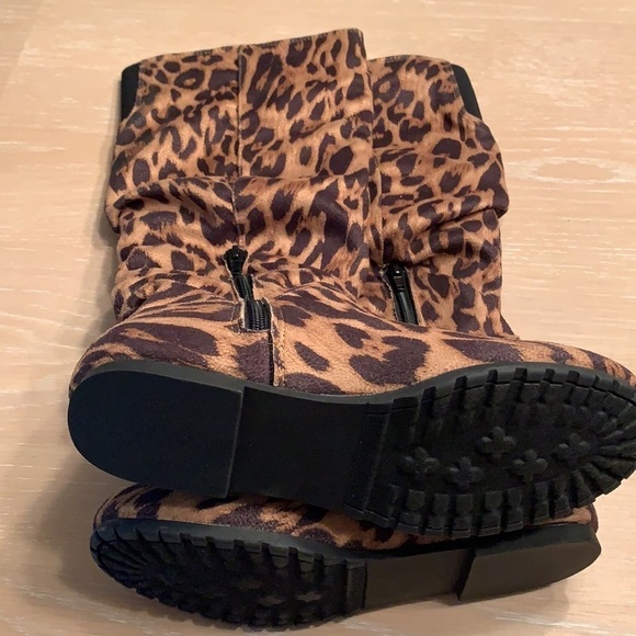 True Craft Women’s Leopard Slouch Boots Size 6 - Picture 5 of 8